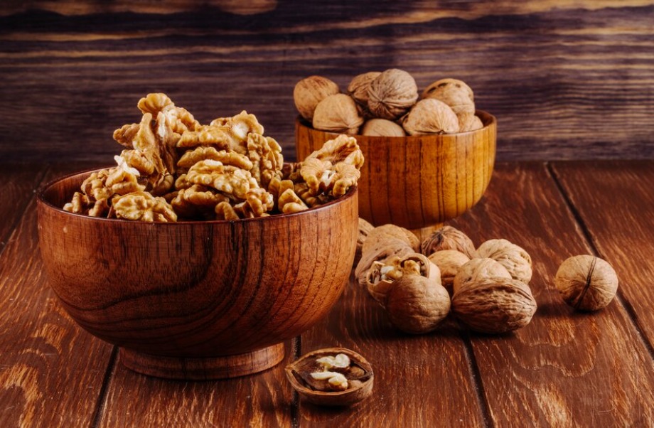 weight loss, dry fruits, Walnuts