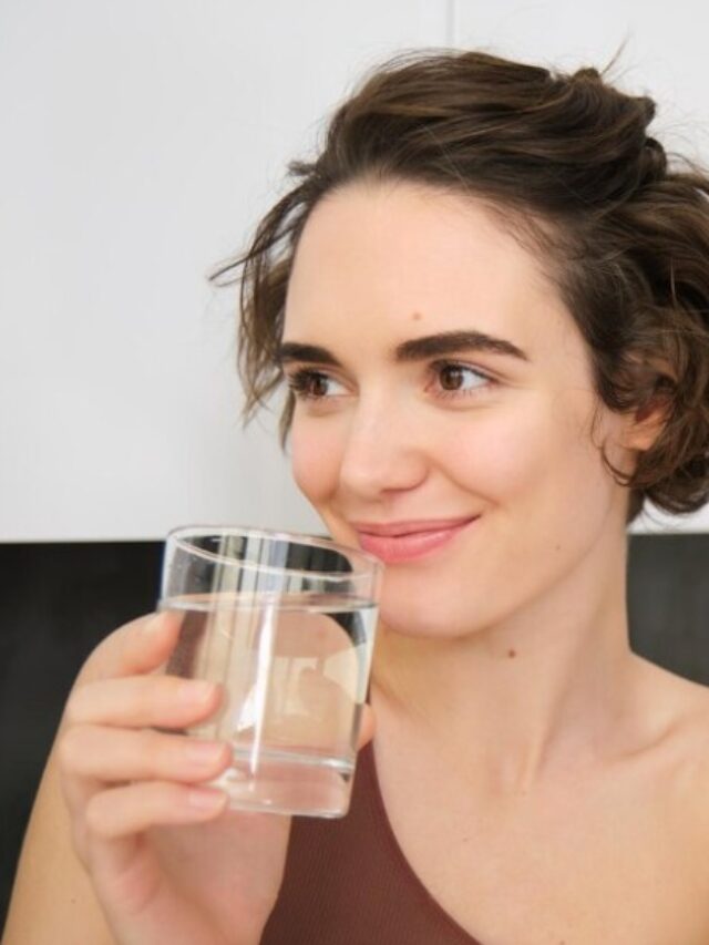 Drinking warm water empty stomach benefits for health.