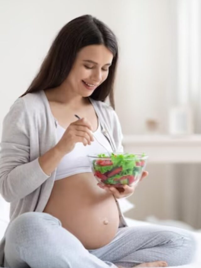 Healthy Eating During Pregnancy: Avoid Ultra-Processed and Fast Foods.